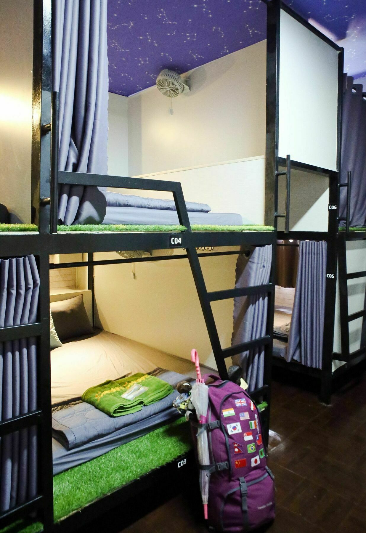 S Phuot Airport Hostel Ho Chi Minh-staden Exteriör bild